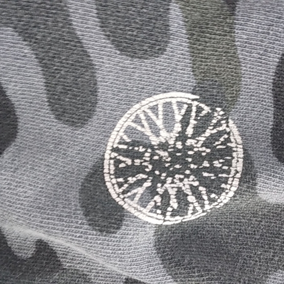 SOULCYCLE X SUNDRY CAMO SWEATSHIRT WOMANS L - Picture 5 of 7